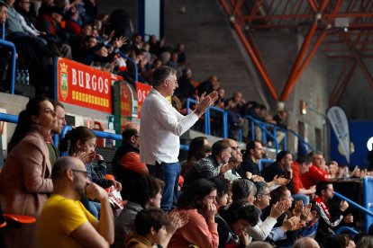 Imagen del partido entre el UBU San Pablo Burgos y Zarautz.