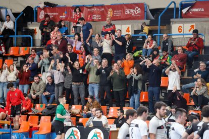 Imagen del partido entre el UBU San Pablo Burgos y Zarautz.