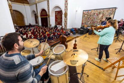 Instante de un 'Diverconcierto' en la Escuela Municipal de Música de Burgos.