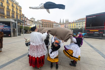 As ha sido el domingo de carnaval por el centro de Burgos.
