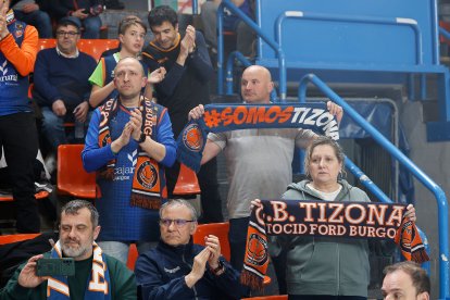 Imagen del partido entre el Tizona y el Morón.