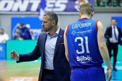 Imagen del partido entre el Silbö San Pablo Burgos y el Betis.