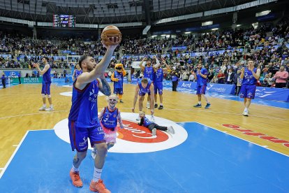 Imagen del partido entre el Silbö San Pablo Burgos y el Betis.