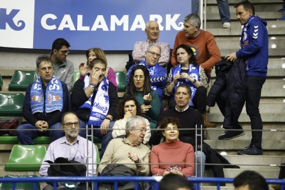 Imagen del partido entre el Silbö San Pablo Burgos y el Grupo Ureta Tizona Burgos.