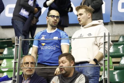 Imagen del partido entre el Silbö San Pablo Burgos y el Grupo Ureta Tizona Burgos.