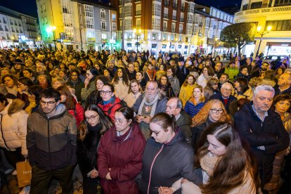 Imagen de la concentración de la plaza del Cid.