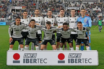 Imagen del partido entre el Burgos CF y el Almería.