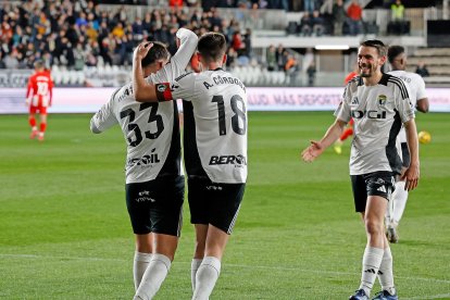 Imagen del partido entre el Burgos CF y el Almería.