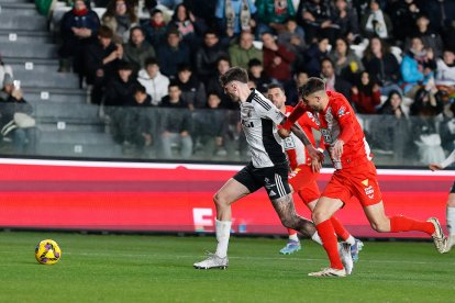 Imagen del partido entre el Burgos CF y el Almería.