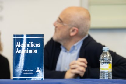 Instante de la charla con el psicólogo burgalés Alfonso Salgado.