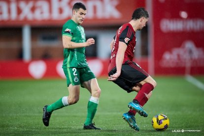 Imagen del partido entre el Mirandés y el Racing.