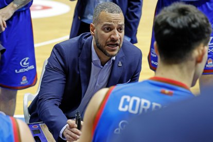 Imagen del partido entre el Silbö San Pablo Burgos y UEMC Real Valladolid.