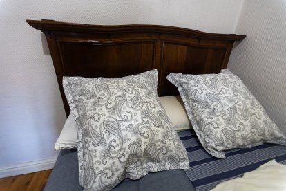 Piezas, enseres y muebles que se pueden encontrar en el mercado que actualmente organiza Nathalie.