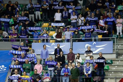 El Coliseum vuelve a disfrutar con otra victoria.