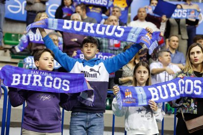 El Coliseum vuelve a disfrutar con otra victoria.