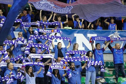 El Coliseum vuelve a disfrutar con otra victoria.