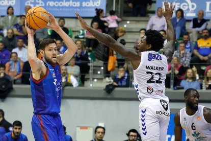 El Coliseum vuelve a disfrutar con otra victoria.