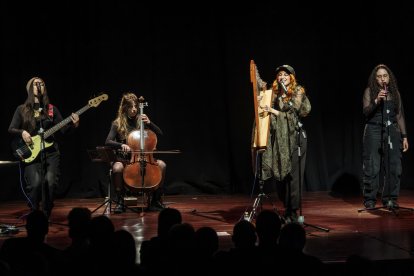 Musgö junto con sus acompañantes.