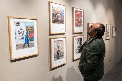 La vida cotidiana en París, convertida en arte al captar el momento preciso.
