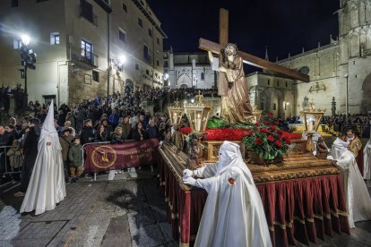 Imagen de la procesión del Santo Entierro.