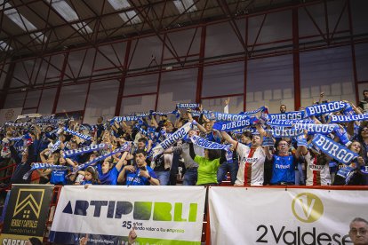 Imagen del partido entre el Grupo Alega Cantabria y Silbö San Pablo Burgos.