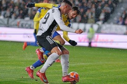 Imagen del partido entre el Burgos CF y el Cádiz.