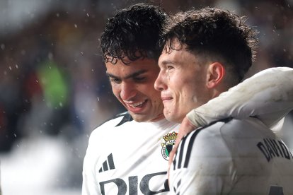 Imagen del partido entre el Burgos CF y el Cádiz.