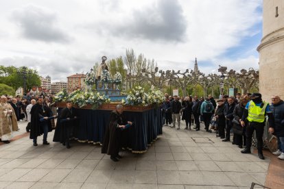 Instante de la Procesión del Anuncio Pascual.