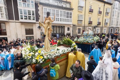Instante de la Procesión del Anuncio Pascual.