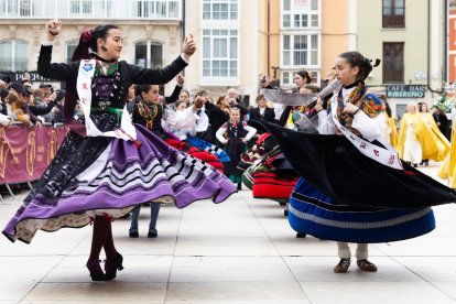 Instante de la Procesión del Anuncio Pascual.