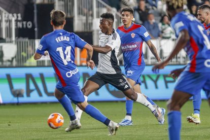 Imagen del partido entre el Burgos CF y el Elche.