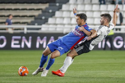 Imagen del partido entre el Burgos CF y el Elche.