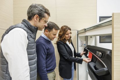 El proyecto de piel vegetal de Antolín podrá verse en los coches a partir de 2028.
