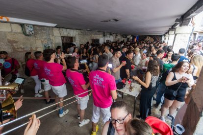 Las charangas amenizaron la tarde en la Llana de Adentro.