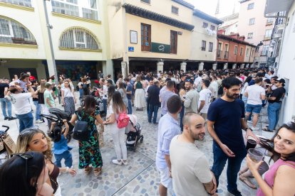 Las calles de Burgos se llenaron de gente durante todo el día.