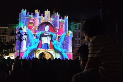 Videomapping en el Arco de Santa María. V.M.