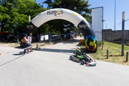 Así ha sido la carrera del Hiperbaric Challenge de este año en la que han participado 12 equipos y 150 personas.