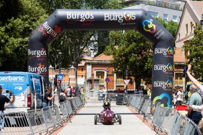 Así ha sido la carrera del Hiperbaric Challenge de este año en la que han participado 12 equipos y 150 personas.