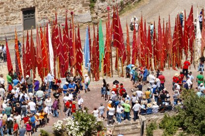 Celebración de la III edición del Encuentro de Pendones Concejiles de la provincia de Burgos, en la localidad de Torrelara.