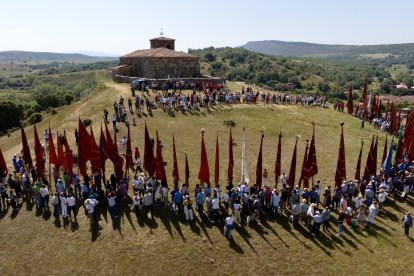 Celebración de la III edición del Encuentro de Pendones Concejiles de la provincia de Burgos, en la localidad de Torrelara.