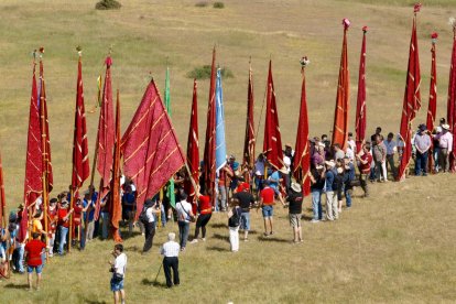 Celebración de la III edición del Encuentro de Pendones Concejiles de la provincia de Burgos, en la localidad de Torrelara.