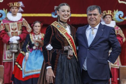 Instante del acto de proclamación de las reinas y damas 2025.