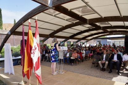 La vicepresidenta de la Junta de Castilla y León y consejera de Familia e Igualdad de Oportunidades, Isabel Blanco, inaugura el XIV Encuentro de Personas con Discapacidad.