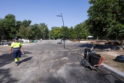 Limpieza del paseo de La Quinta después del Curpillos.