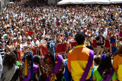 Imagen del canto del Himno a Burgos.