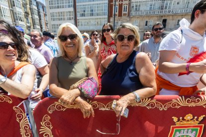 Imagen del canto del Himno a Burgos.