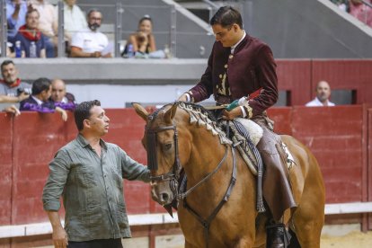 Imagen de la corrida de rejones.