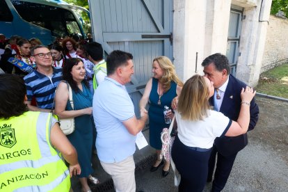 El Ayuntamiento celebra la tradicional recepción en el Palacio de la Isla.