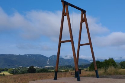Columpio gigante de Santocildes con vistas a los Obarenes