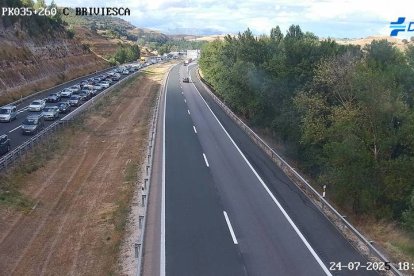 Enésimo atasco en la AP-1. Este jueves la circulación se vio comprometida por un choque múltiple.
